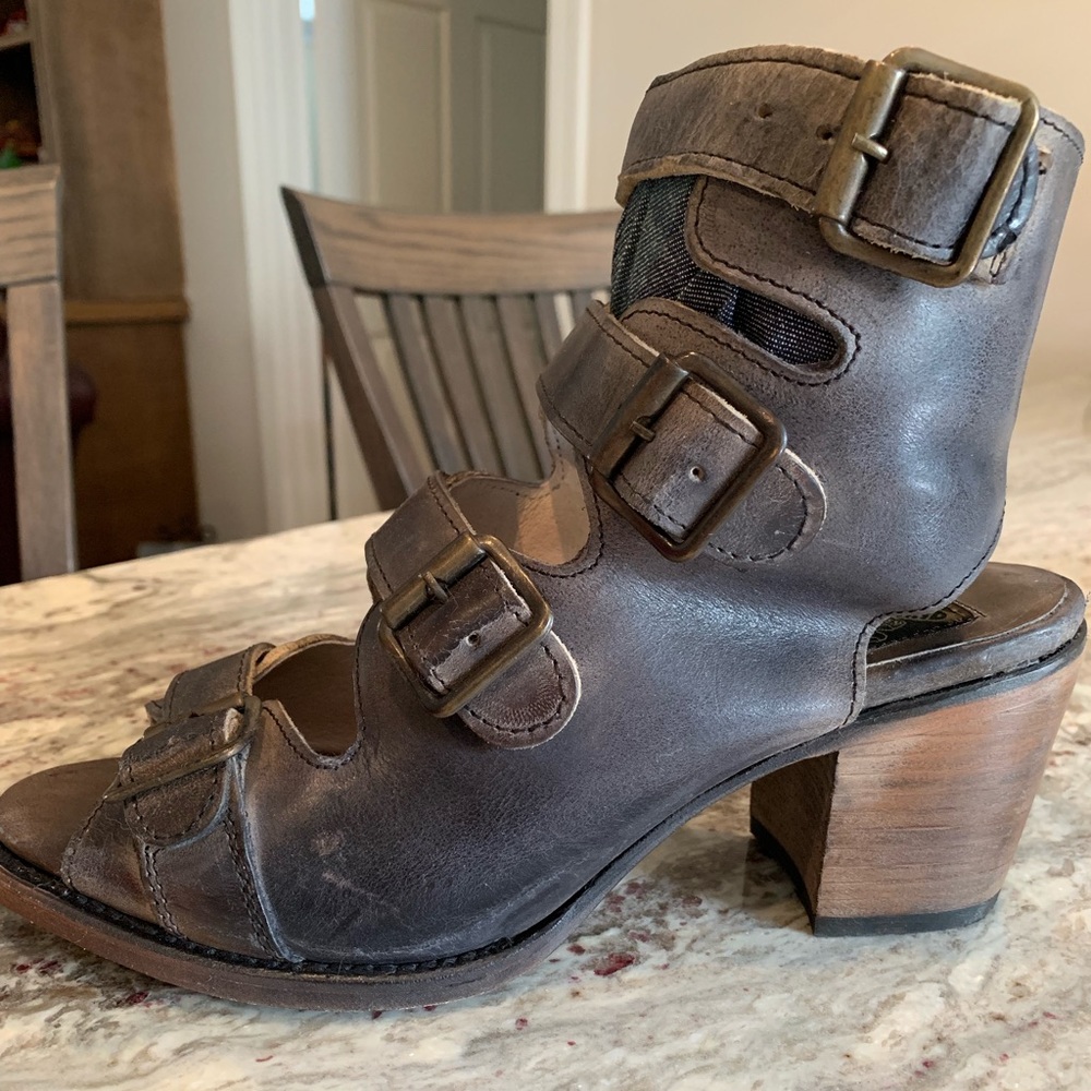 Freebird by Steven Quail Shoes size 9